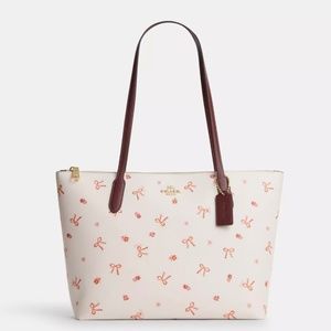Coach Zip Top Tote With Bow Print Large Tote